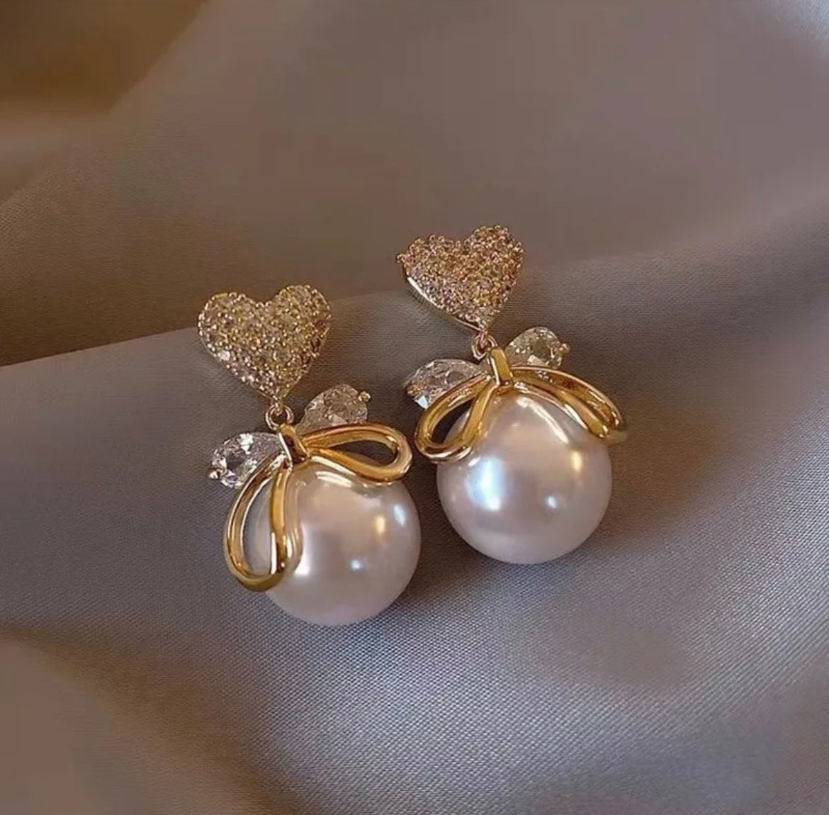Heart Stud Pearl Drop Earring