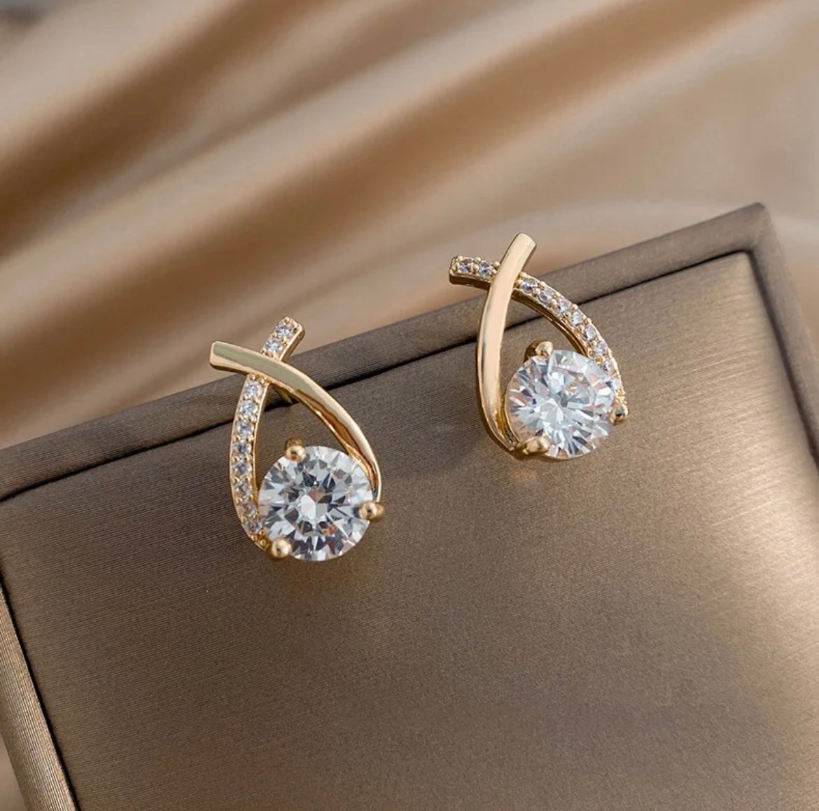 Korean Style Temperament Cross Diamond Stud Earring