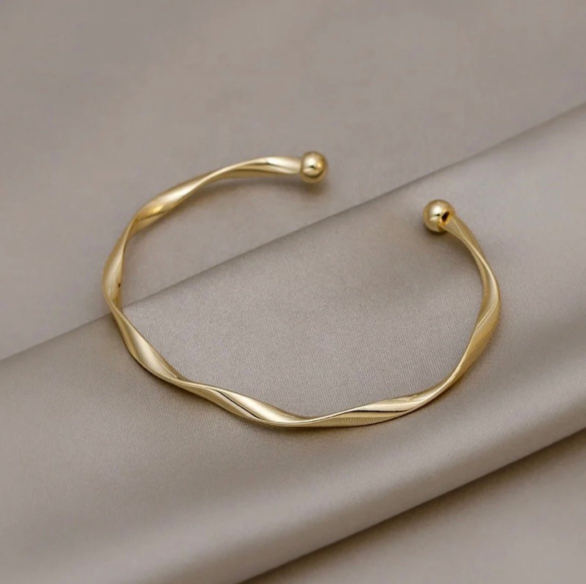 Gold Plated Twisted Adjustable Bracelet