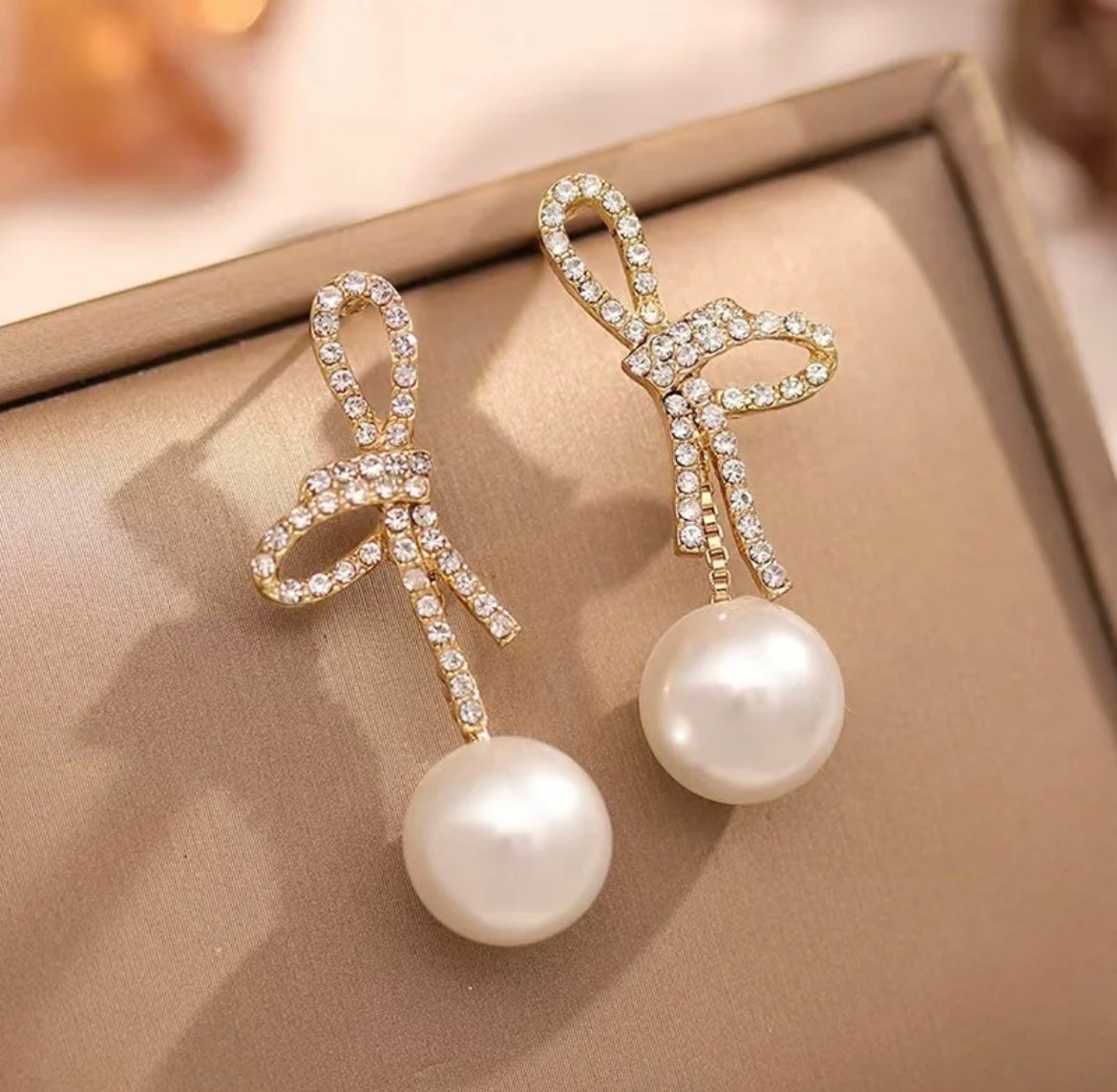 Butterfly Bow Pearl Korean Earring